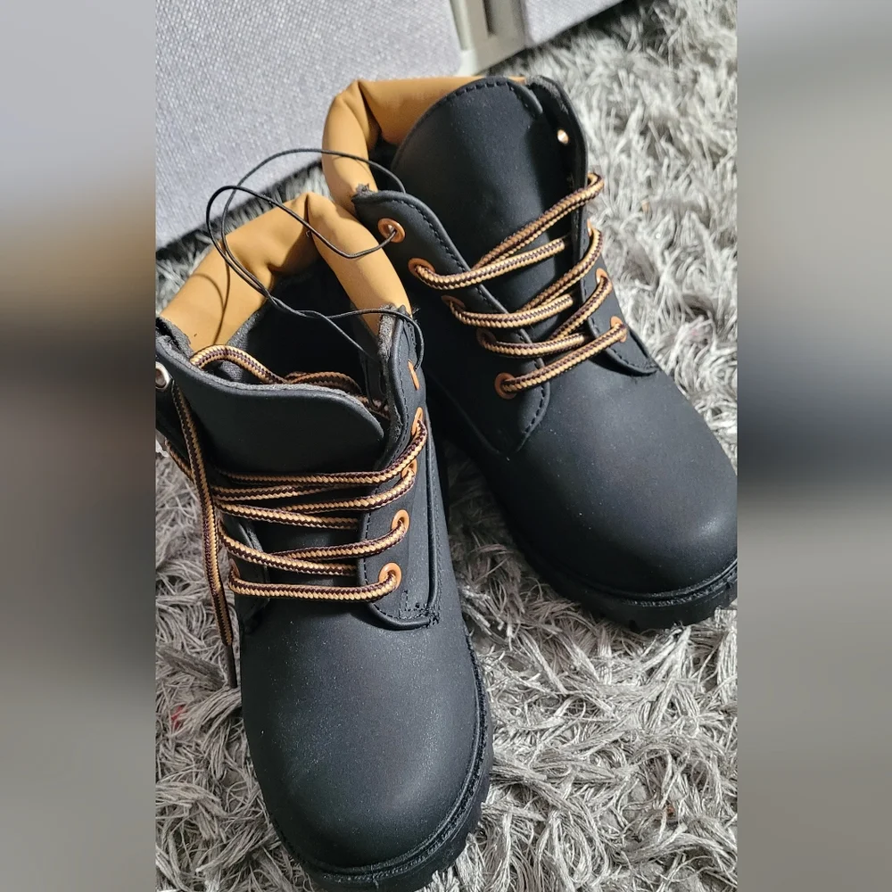 Kids Black and Tan Boots